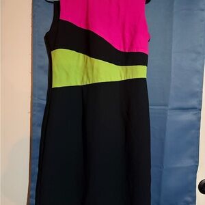 Vintage 90’s Julian Taylor Pink and Black Dress. Size 6